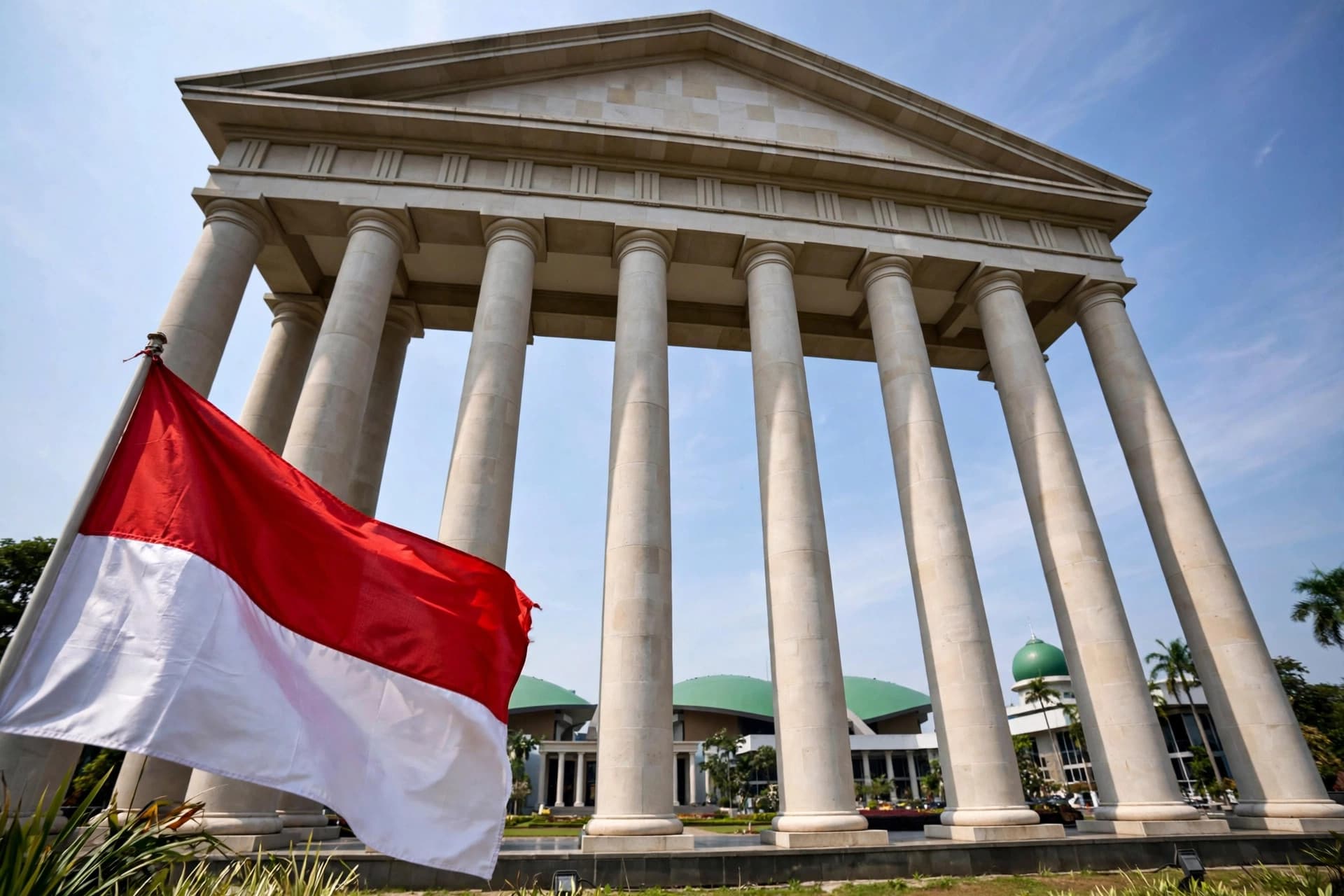 Parlemen Sahkan Revisi UU Pelayanan Publik, Standar Waktu Layanan Diperketat